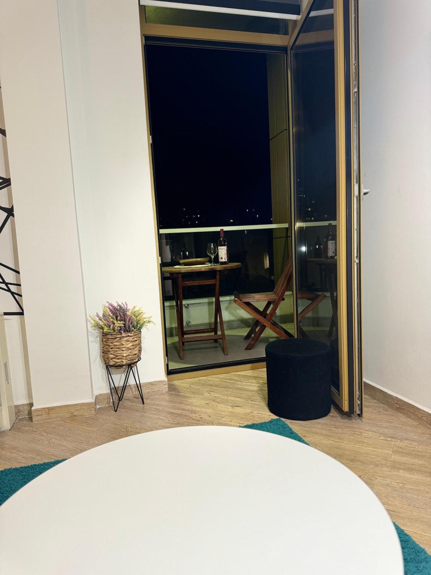 Orange 3 Apartment Budva